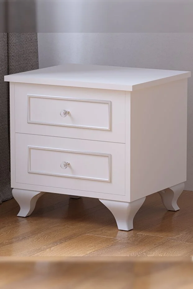 White Country Komodin White Country Komodin