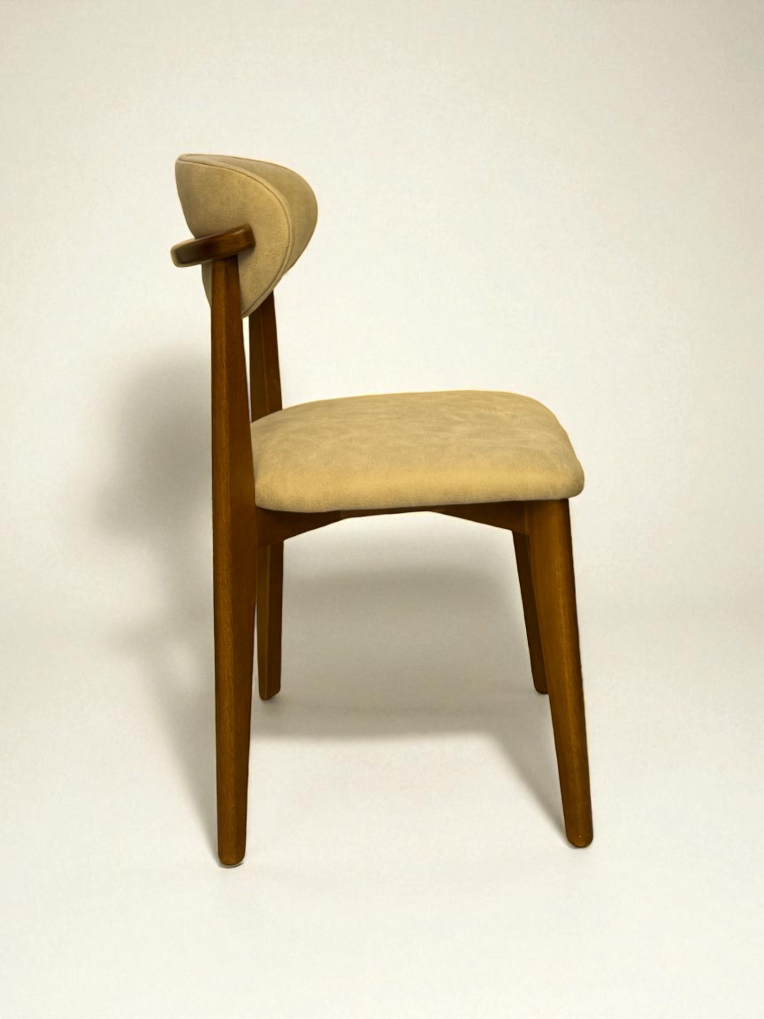 Sandalye - Ahşap Aras