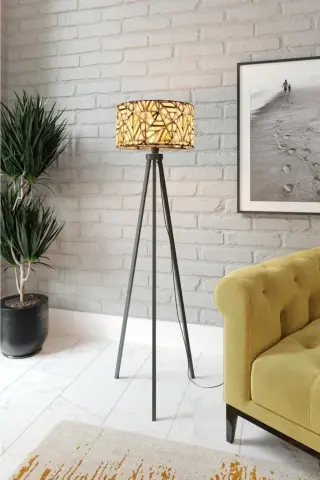 Tripod Üç Ayaklı Lambader Tripod Üç Ayaklı Lambader