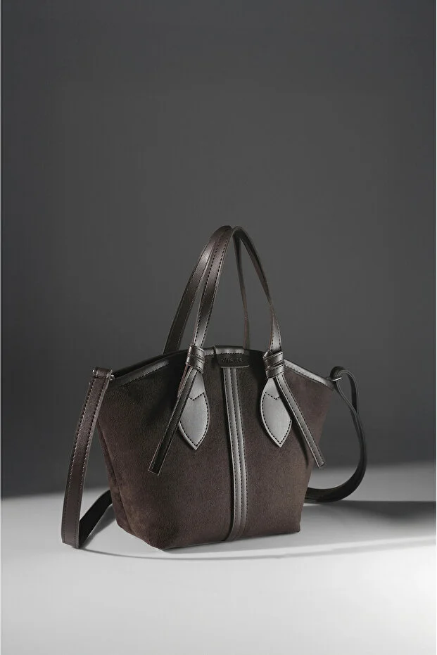 Kadın Acı Kahverengi Süet Acı Kahverengi Suni Deri Fermuarlı Astarlı El ve Omuz Çantası