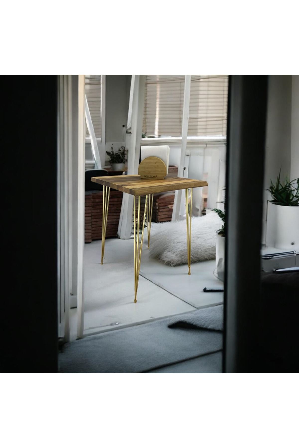 Ceviz Ahşap Yan Sehpa Firkete Ayaklı (Siyah AYAKLI)