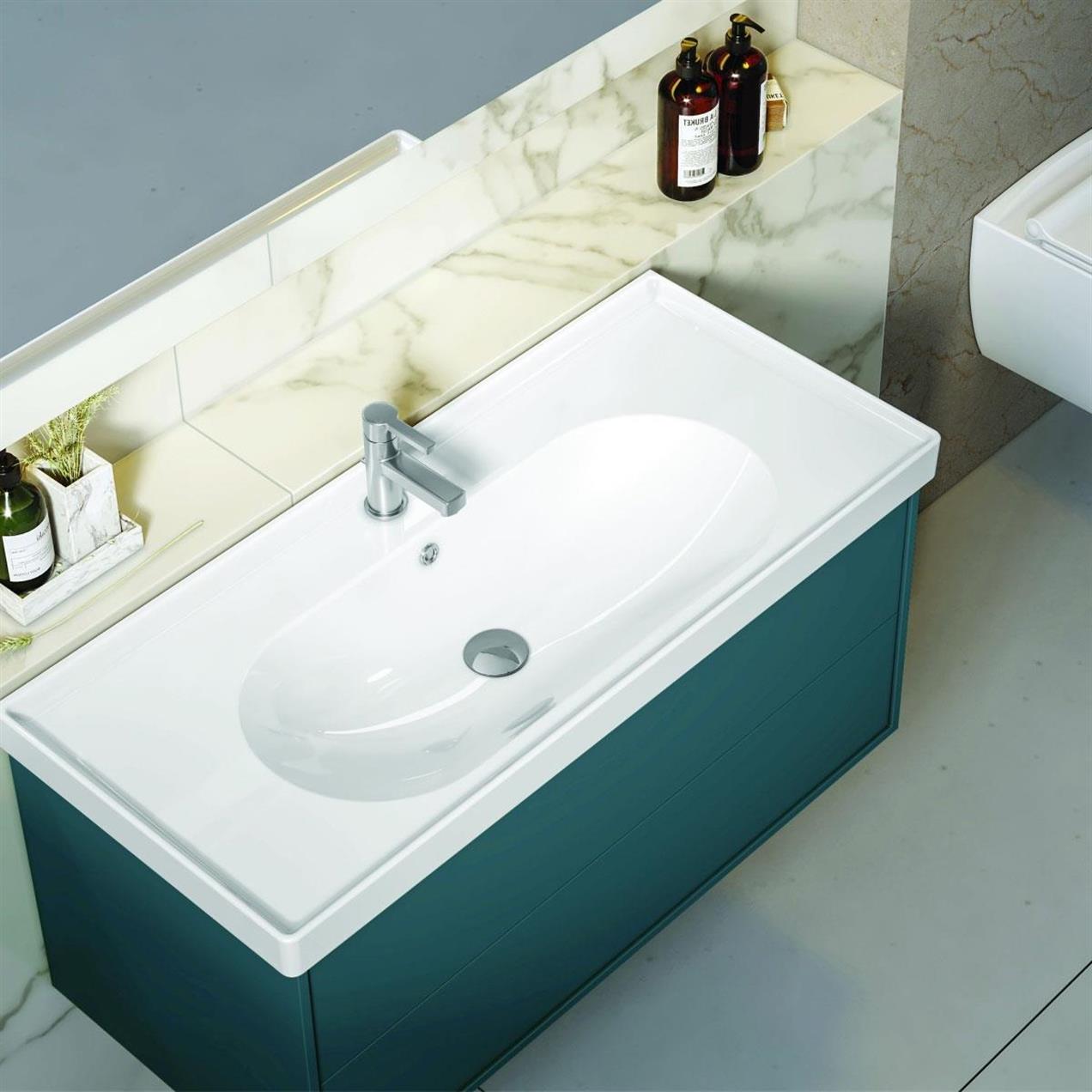 Turkuaz Ceratyle Arya Etajer Uyumlu Damlalıklı Lavabo 120*45 cm Turkuaz Ceratyle Arya Etajer Uyumlu Damlalıklı Lavabo 120*45 cm